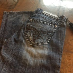 NWT Rock Revival Charlotte - 28x34 - PRICE FIRM (DISCOUNT IF BUNDLED 2 PAIRS+)